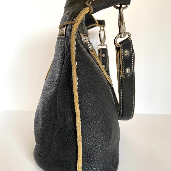 ***SOLD*** Roots Black French Parisian Bucket Bag - - Picture 4 of 7